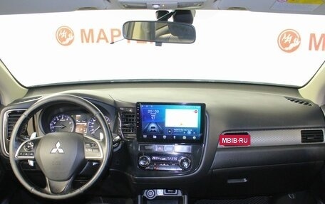 Mitsubishi Outlander III рестайлинг 3, 2013 год, 1 259 000 рублей, 16 фотография