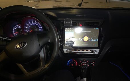 KIA Rio III рестайлинг, 2014 год, 880 000 рублей, 7 фотография