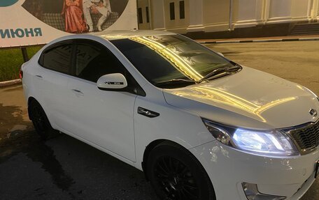 KIA Rio III рестайлинг, 2014 год, 880 000 рублей, 12 фотография