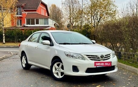 Toyota Corolla, 2012 год, 890 000 рублей, 3 фотография
