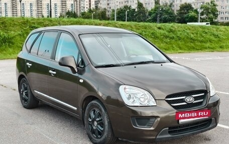 KIA Carens III (RP), 2009 год, 815 000 рублей, 3 фотография