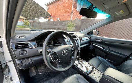 Toyota Camry, 2014 год, 1 800 000 рублей, 6 фотография