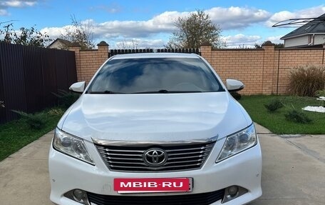 Toyota Camry, 2014 год, 1 800 000 рублей, 14 фотография