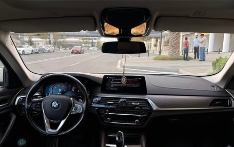 BMW 5 серия, 2018 год, 4 000 000 рублей, 12 фотография