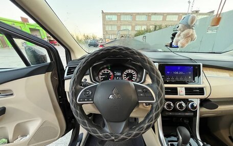 Mitsubishi Xpander, 2021 год, 2 350 000 рублей, 13 фотография