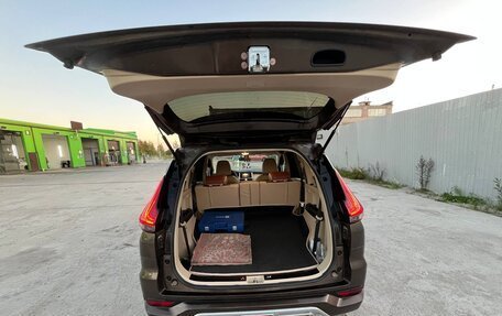 Mitsubishi Xpander, 2021 год, 2 350 000 рублей, 24 фотография