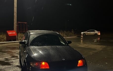 BMW 1 серия, 2008 год, 520 000 рублей, 12 фотография