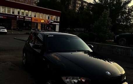 BMW 1 серия, 2008 год, 520 000 рублей, 6 фотография