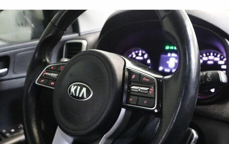 KIA Sportage IV рестайлинг, 2020 год, 2 300 000 рублей, 8 фотография