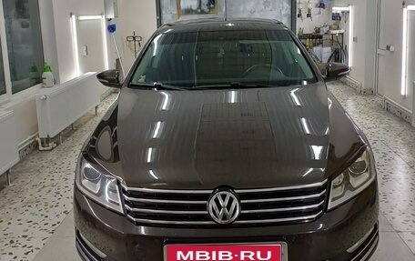Volkswagen Passat B7, 2012 год, 1 300 000 рублей, 1 фотография