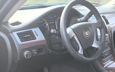 Cadillac Escalade III, 2008 год, 1 500 000 рублей, 5 фотография