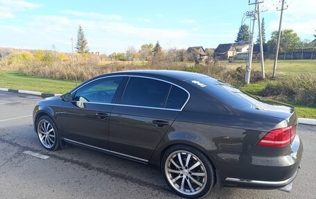 Volkswagen Passat B7, 2012 год, 1 300 000 рублей, 16 фотография