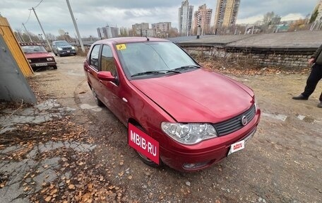 Fiat Albea I рестайлинг, 2009 год, 600 000 рублей, 3 фотография