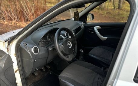 Renault Logan I, 2013 год, 190 000 рублей, 8 фотография