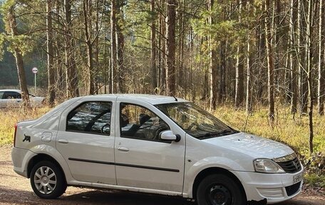 Renault Logan I, 2013 год, 190 000 рублей, 3 фотография