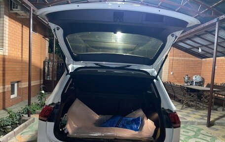 Volkswagen Tiguan II, 2019 год, 1 850 000 рублей, 8 фотография