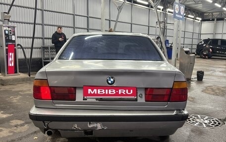 BMW 5 серия, 1990 год, 260 000 рублей, 8 фотография