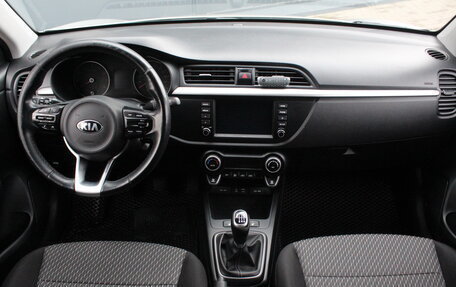 KIA Rio IV, 2018 год, 1 490 000 рублей, 7 фотография