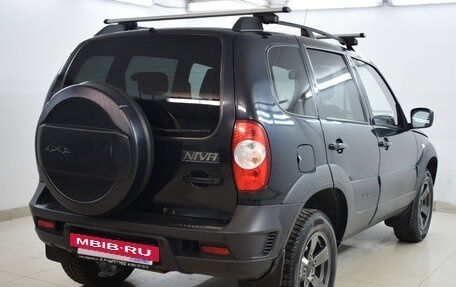 Chevrolet Niva I рестайлинг, 2018 год, 825 000 рублей, 4 фотография