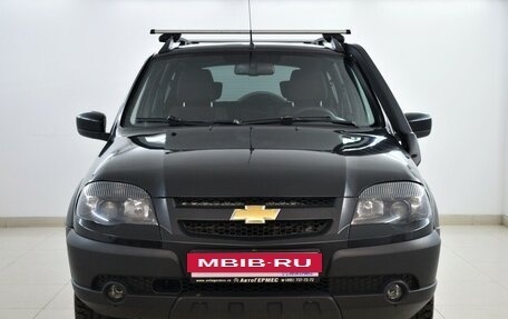 Chevrolet Niva I рестайлинг, 2018 год, 825 000 рублей, 2 фотография