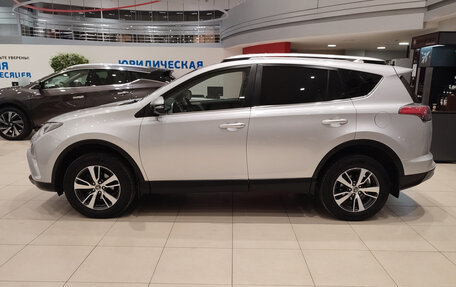 Toyota RAV4, 2016 год, 2 100 000 рублей, 10 фотография