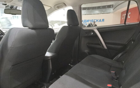 Toyota RAV4, 2016 год, 2 100 000 рублей, 15 фотография