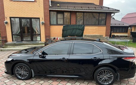 Toyota Camry, 2021 год, 2 700 000 рублей, 15 фотография