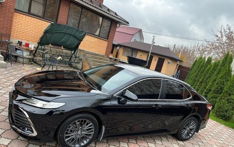 Toyota Camry, 2021 год, 2 700 000 рублей, 17 фотография