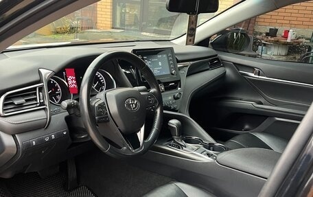 Toyota Camry, 2021 год, 2 700 000 рублей, 21 фотография