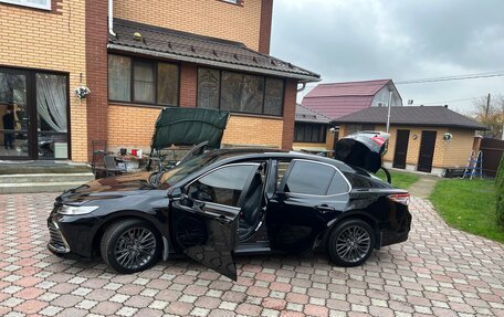 Toyota Camry, 2021 год, 2 700 000 рублей, 33 фотография