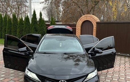 Toyota Camry, 2021 год, 2 700 000 рублей, 32 фотография