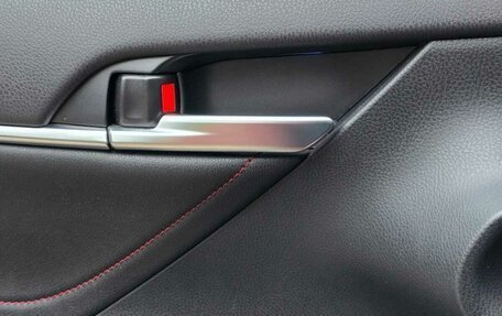 Toyota Camry, 2021 год, 2 960 000 рублей, 14 фотография