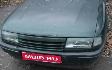 Opel Vectra A, 1994 год, 65 000 рублей, 4 фотография