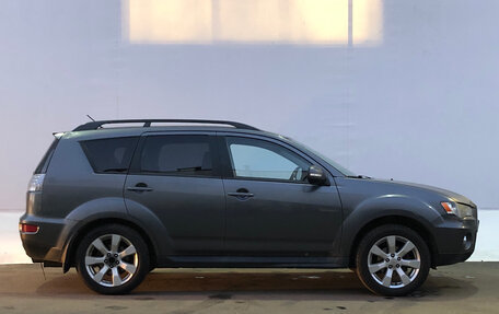 Mitsubishi Outlander III рестайлинг 3, 2011 год, 830 000 рублей, 4 фотография