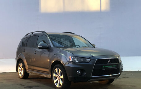 Mitsubishi Outlander III рестайлинг 3, 2011 год, 830 000 рублей, 3 фотография