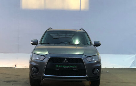 Mitsubishi Outlander III рестайлинг 3, 2011 год, 830 000 рублей, 2 фотография