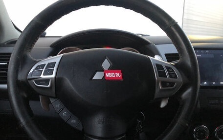 Mitsubishi Outlander III рестайлинг 3, 2011 год, 830 000 рублей, 15 фотография