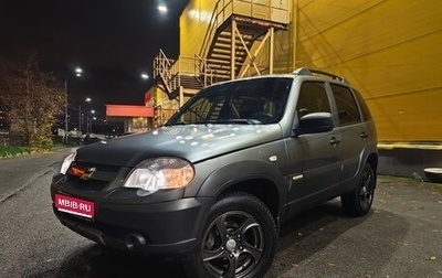 Chevrolet Niva I рестайлинг, 2017 год, 820 000 рублей, 1 фотография