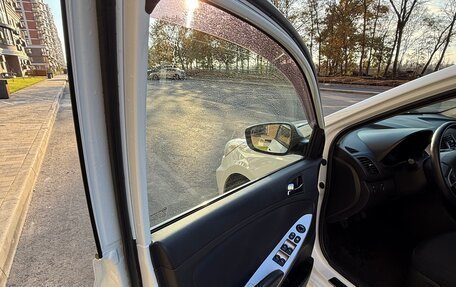 Hyundai Solaris II рестайлинг, 2013 год, 1 250 000 рублей, 7 фотография