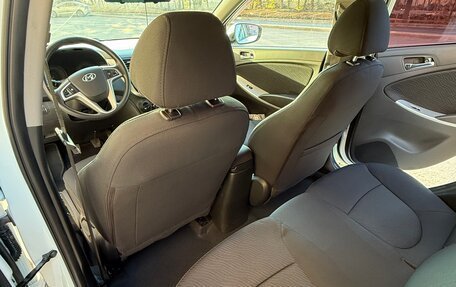 Hyundai Solaris II рестайлинг, 2013 год, 1 250 000 рублей, 11 фотография