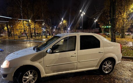 Renault Logan I, 2010 год, 370 000 рублей, 2 фотография
