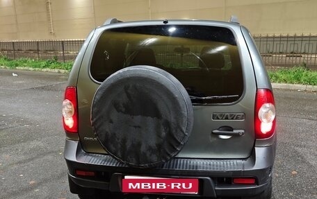 Chevrolet Niva I рестайлинг, 2017 год, 820 000 рублей, 4 фотография