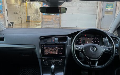 Volkswagen Golf VII, 2019 год, 2 200 000 рублей, 6 фотография