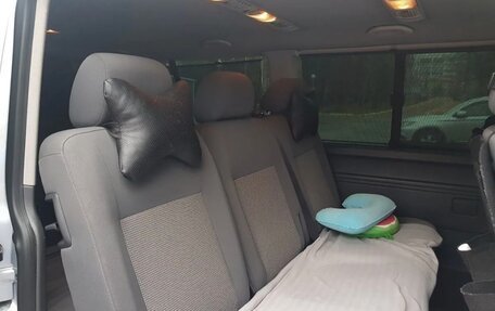 Volkswagen Caravelle T5, 2011 год, 2 500 000 рублей, 5 фотография