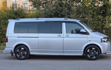 Volkswagen Caravelle T5, 2011 год, 2 500 000 рублей, 10 фотография