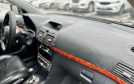 Toyota Avensis III рестайлинг, 2003 год, 570 000 рублей, 13 фотография