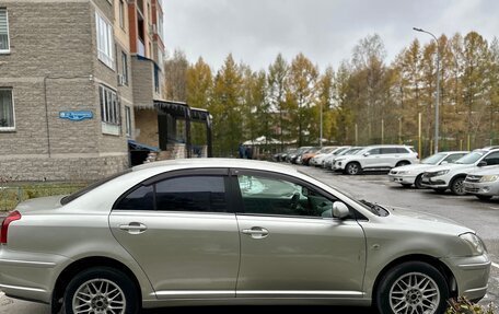 Toyota Avensis III рестайлинг, 2003 год, 570 000 рублей, 12 фотография