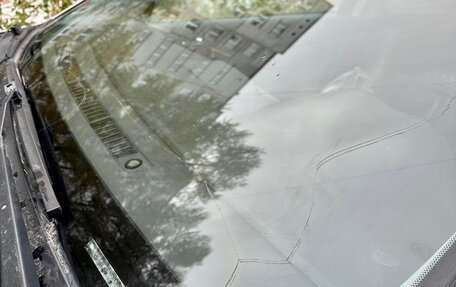 Toyota Avensis III рестайлинг, 2003 год, 570 000 рублей, 27 фотография