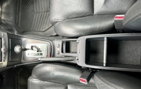 Toyota Avensis III рестайлинг, 2003 год, 570 000 рублей, 38 фотография