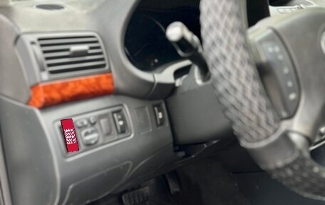 Toyota Avensis III рестайлинг, 2003 год, 570 000 рублей, 30 фотография